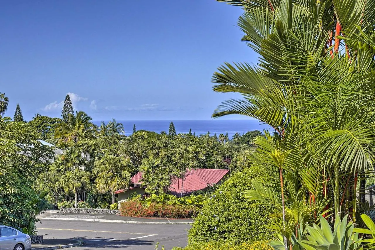 Tropical Kailua-Kona Retreat With Saltwater Pool! Lägenhet