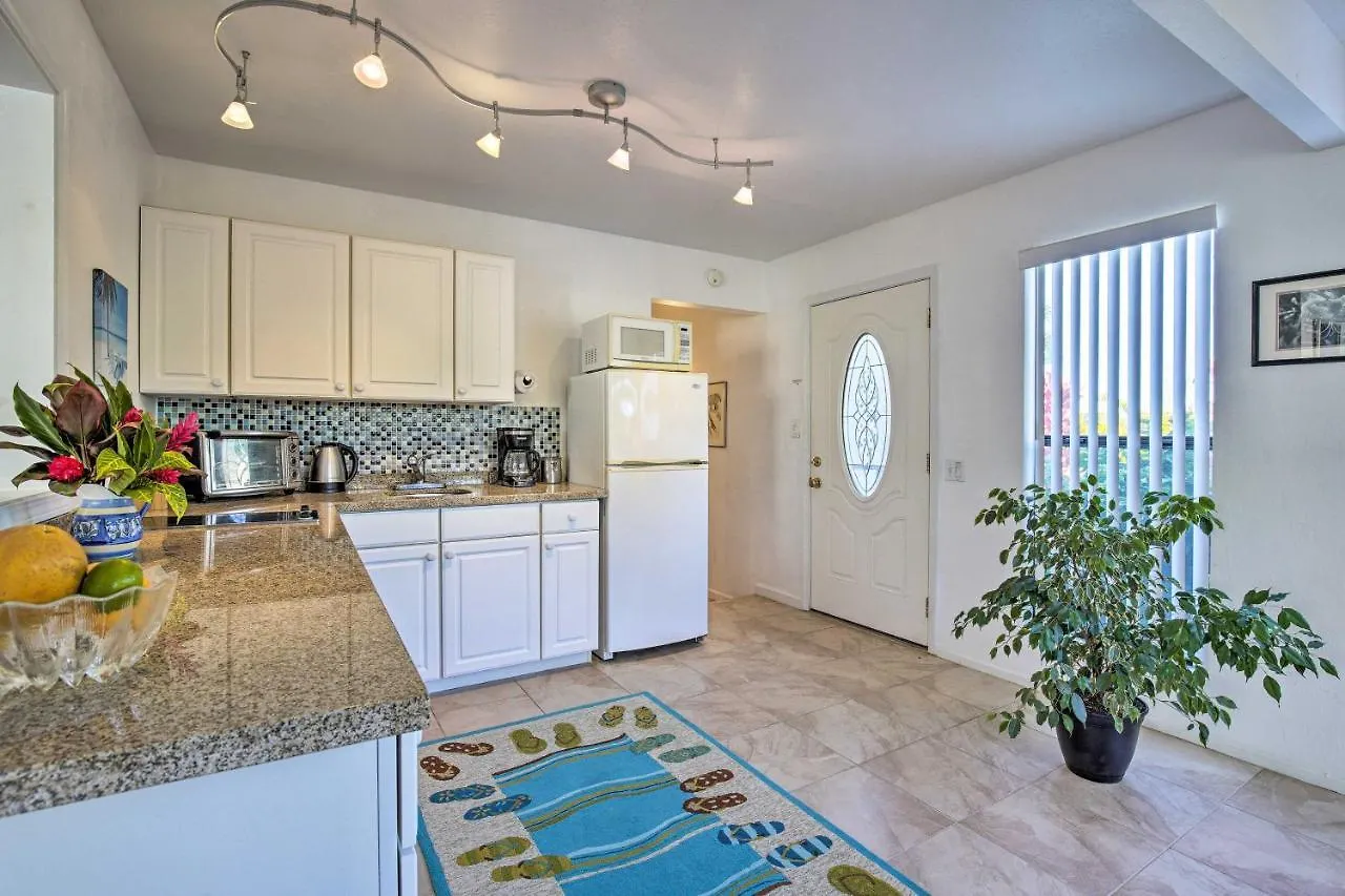Appartamento Tropical Kailua-Kona Retreat With Saltwater Pool!