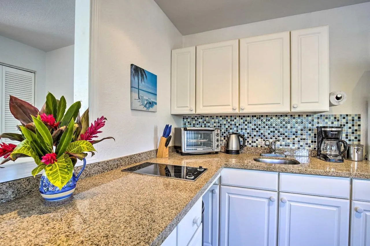 Appartamento Tropical Kailua-Kona Retreat With Saltwater Pool!